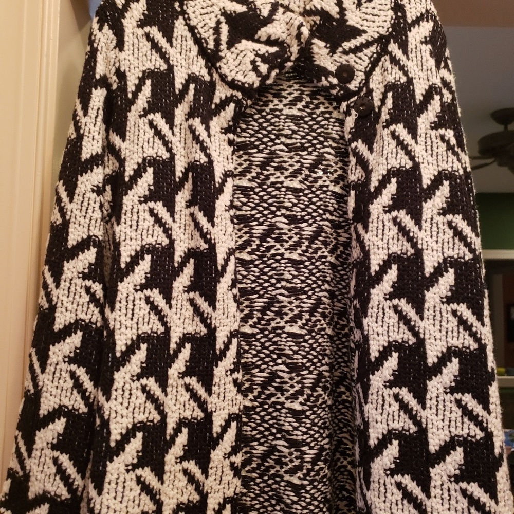 Ladies Houndstooth Chicos Jacket